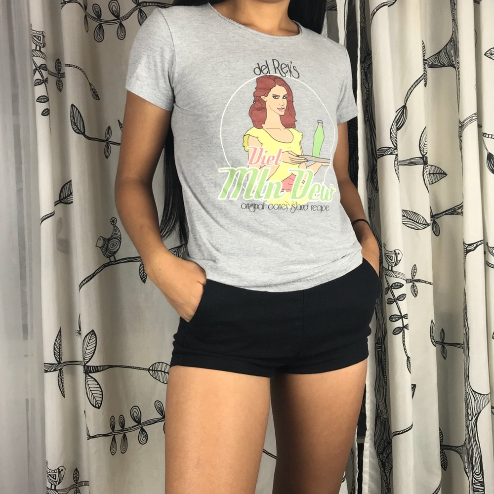 SOLD ❣️RARE LANA DEL REY TEE